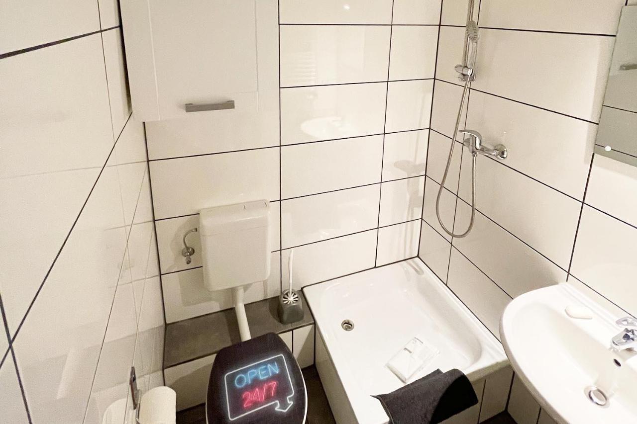 Work & Stay Im Herzen Von Celle Mit Tv Und Wlan Exterior foto